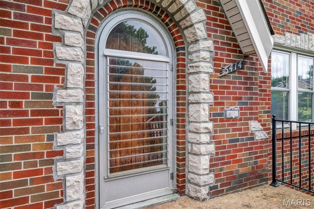 5414 Lansdowne Avenue