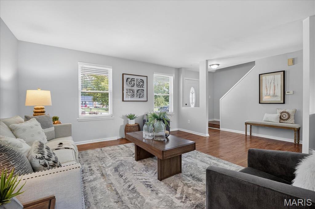 5 N Willow Grove Court