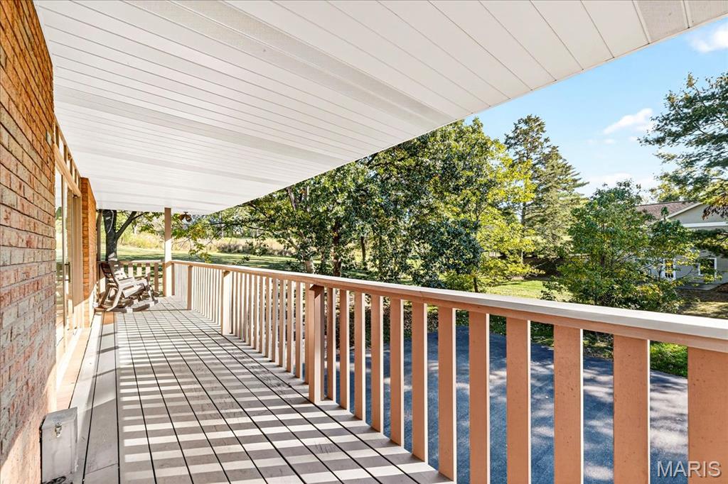 72 Meadowbrook Country Club