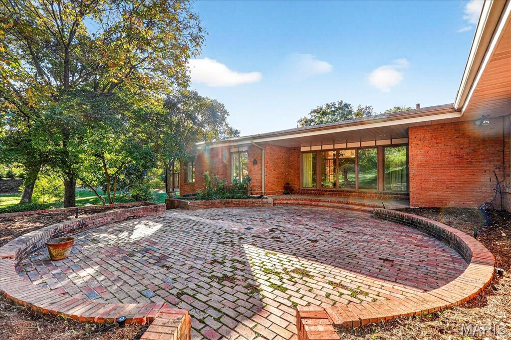 72 Meadowbrook Country Club