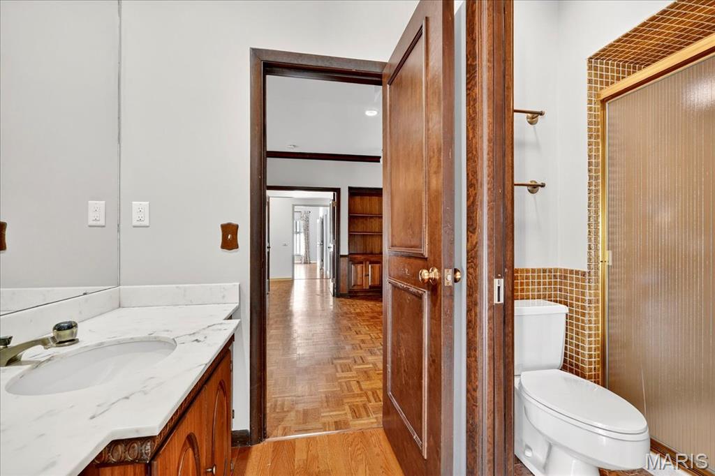 72 Meadowbrook Country Club