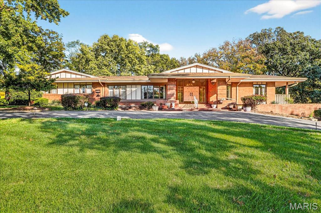 72 Meadowbrook Country Club
