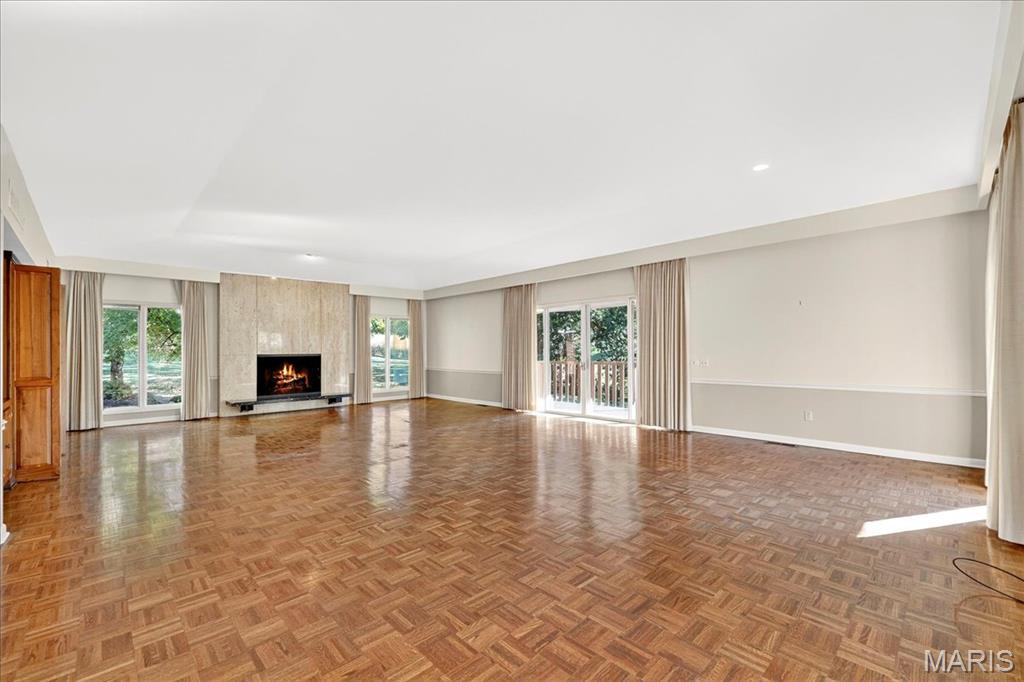 72 Meadowbrook Country Club