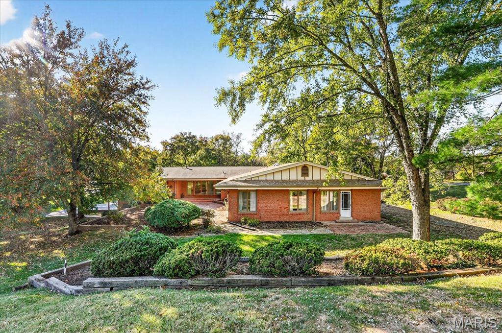 72 Meadowbrook Country Club