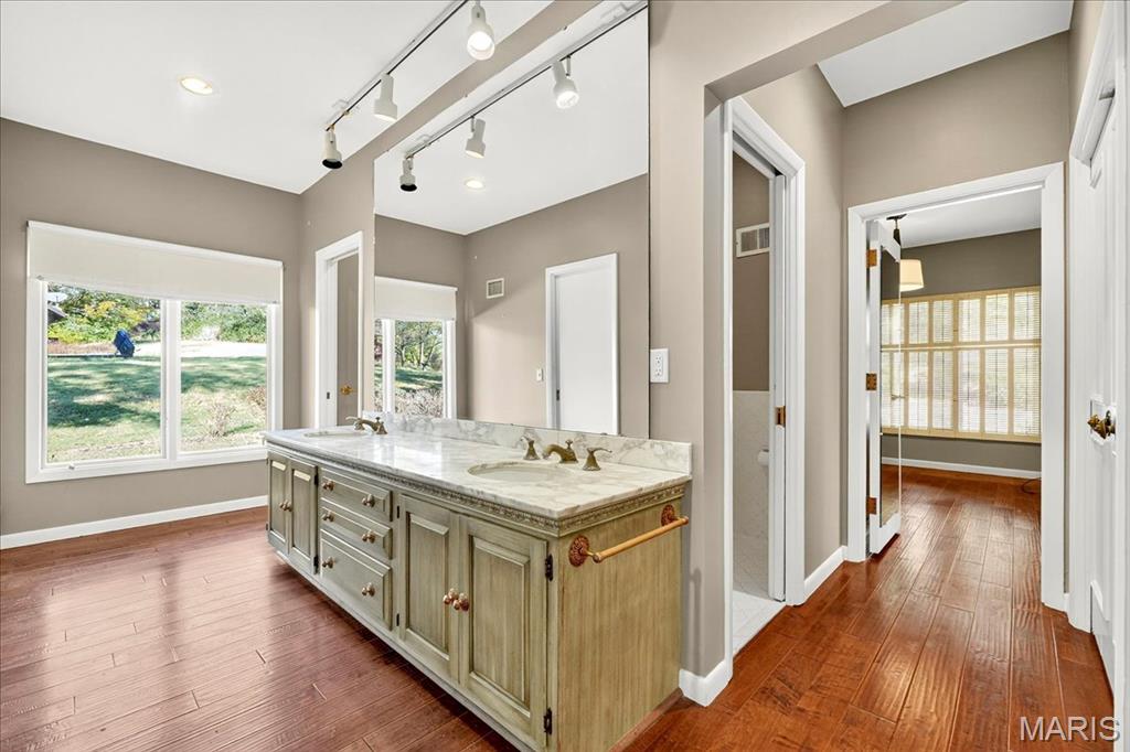 72 Meadowbrook Country Club