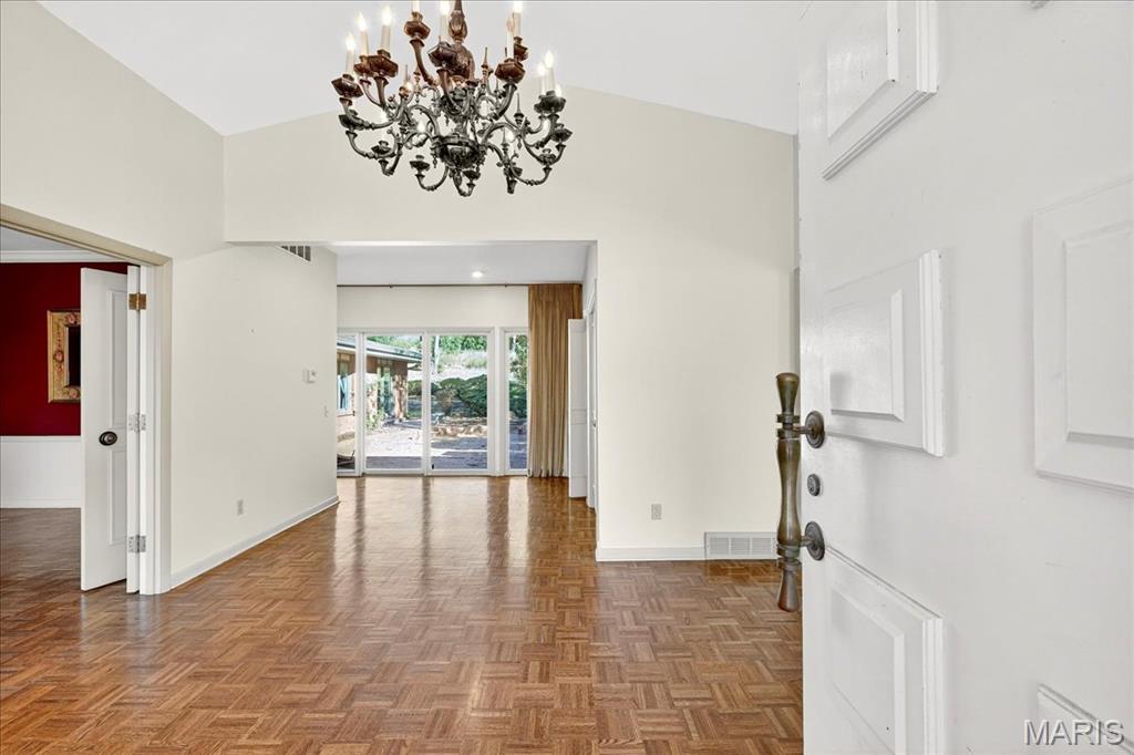 72 Meadowbrook Country Club