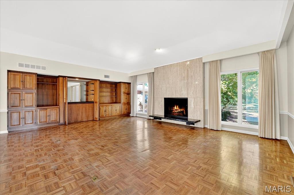 72 Meadowbrook Country Club