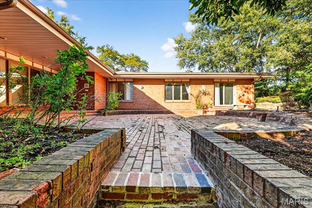 72 Meadowbrook Country Club