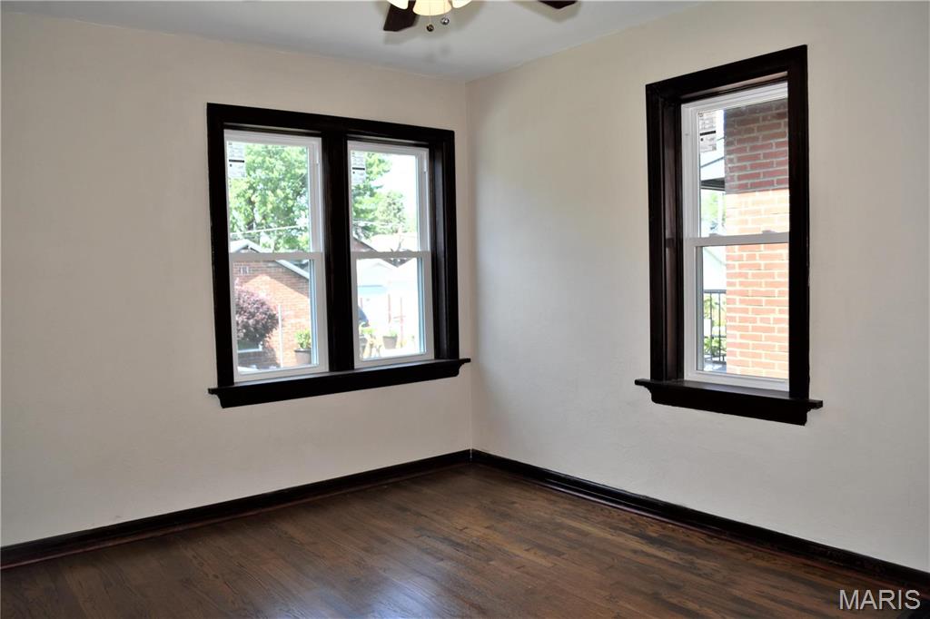 4521 Tholozan Avenue