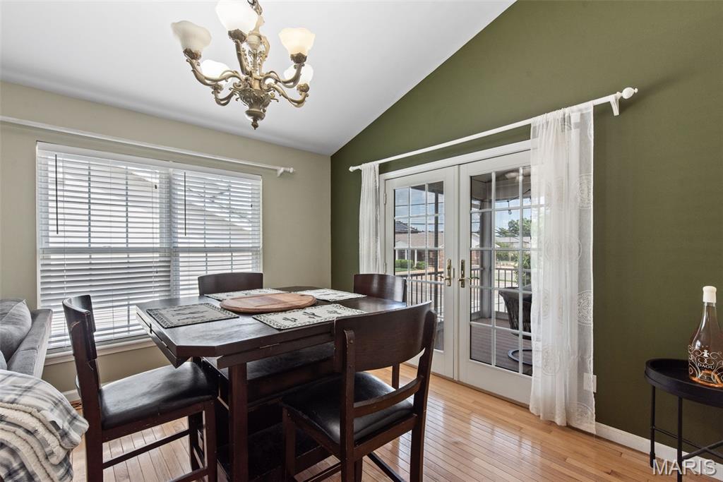 605 De Merville Avenue