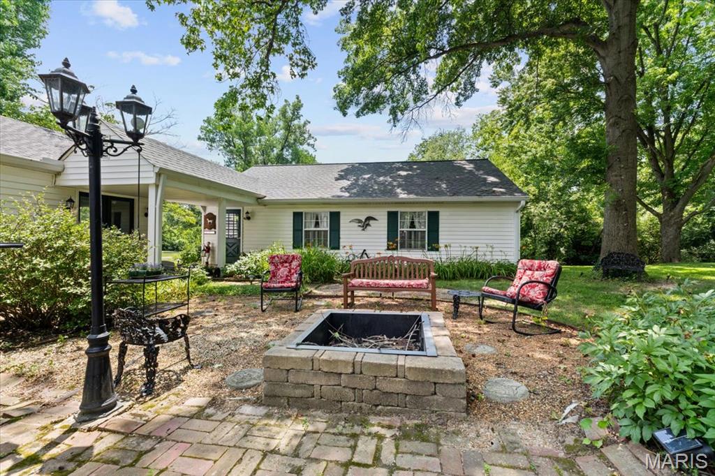 1843 Manor Hill Road