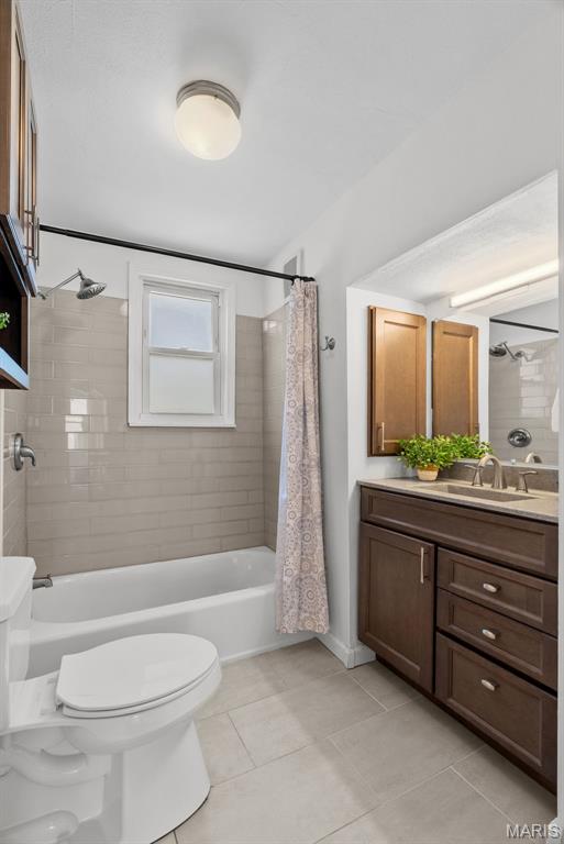 7052 Tholozan Avenue