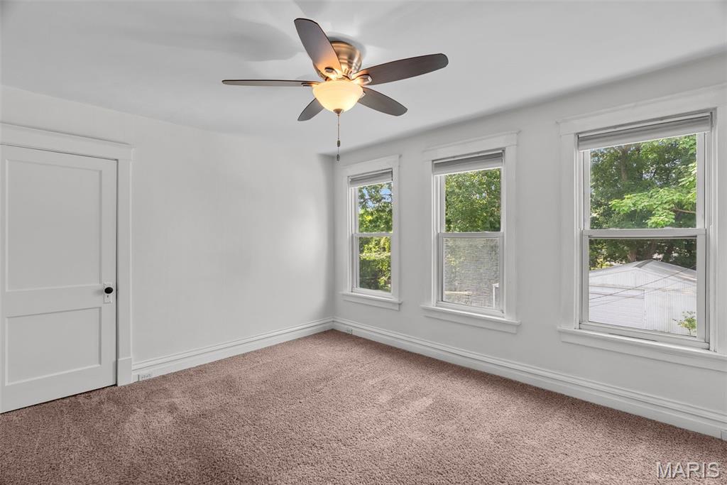 7052 Tholozan Avenue