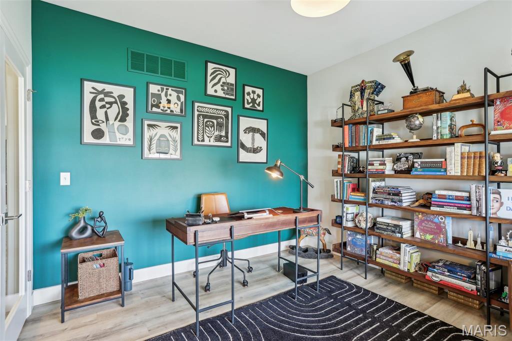 5019 Pacific Crest Trail