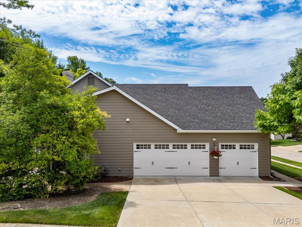 318 Berry Bush Court