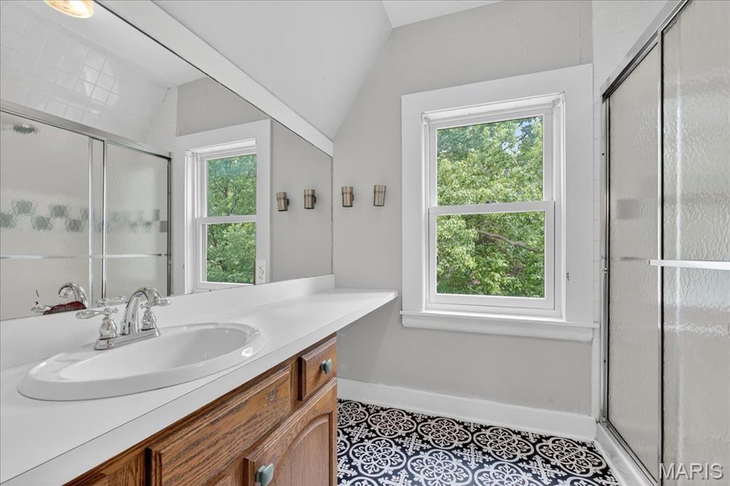 6214 Pershing Avenue