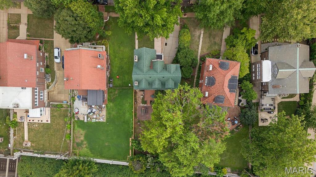 6214 Pershing Avenue