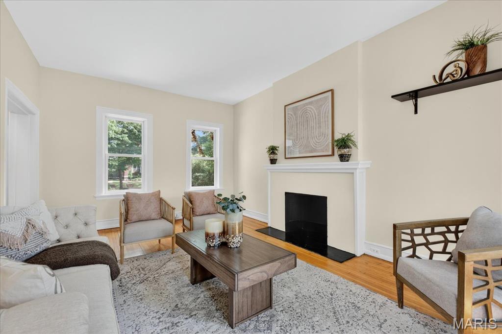 6214 Pershing Avenue