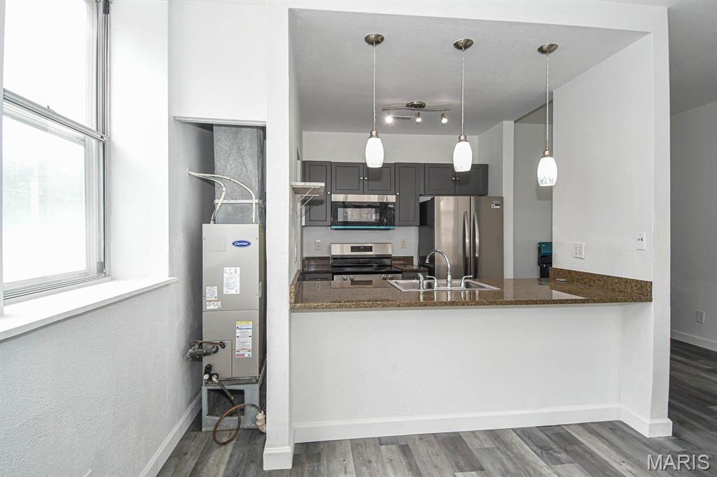 5330 Pershing Avenue Unit: 106