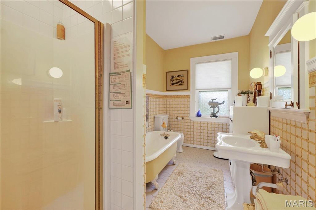 6252 Westminster Place