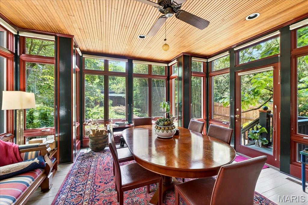 6252 Westminster Place