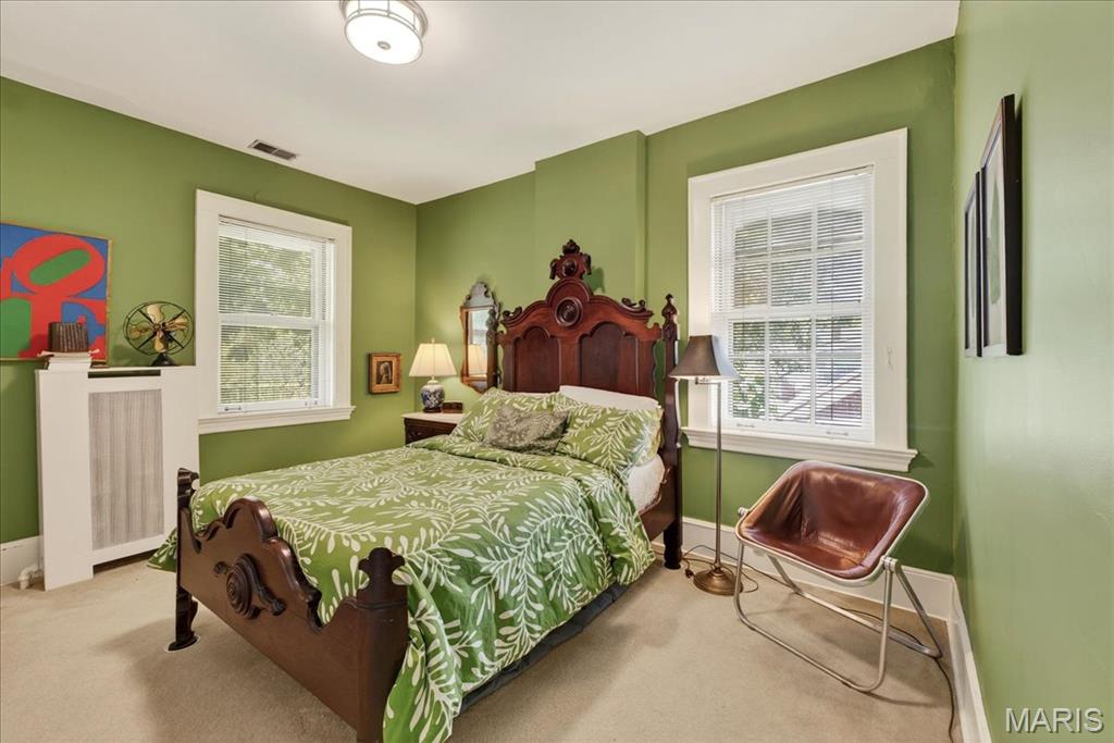 6252 Westminster Place