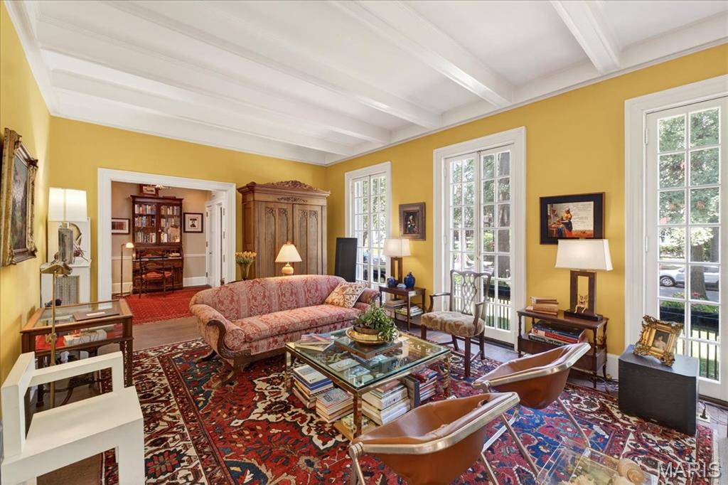 6252 Westminster Place