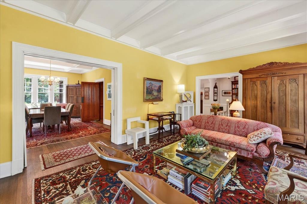 6252 Westminster Place