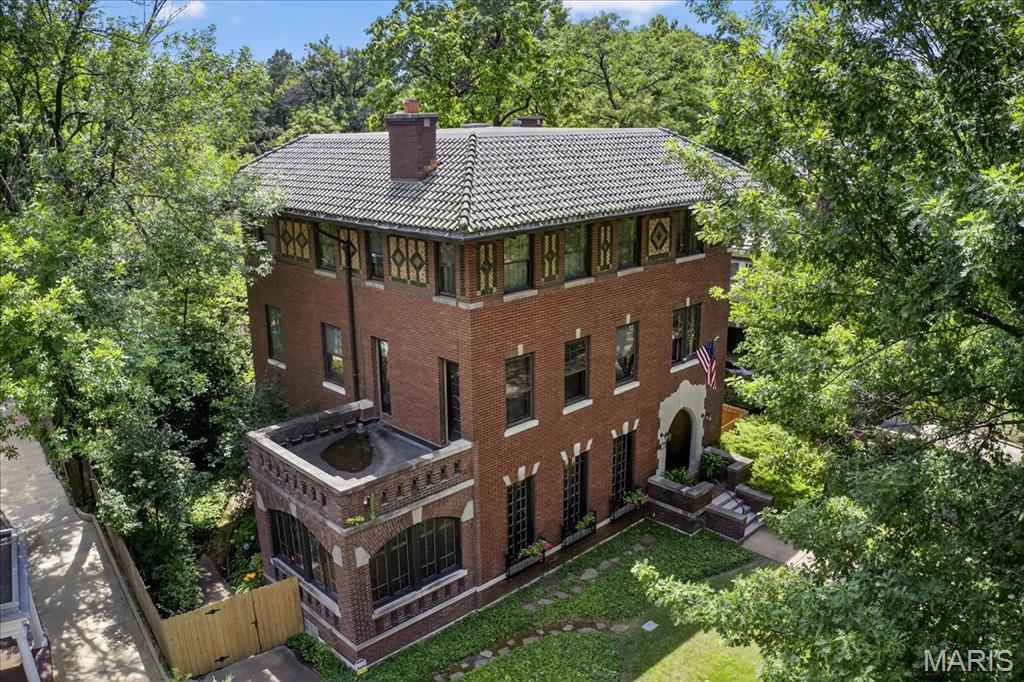 6252 Westminster Place