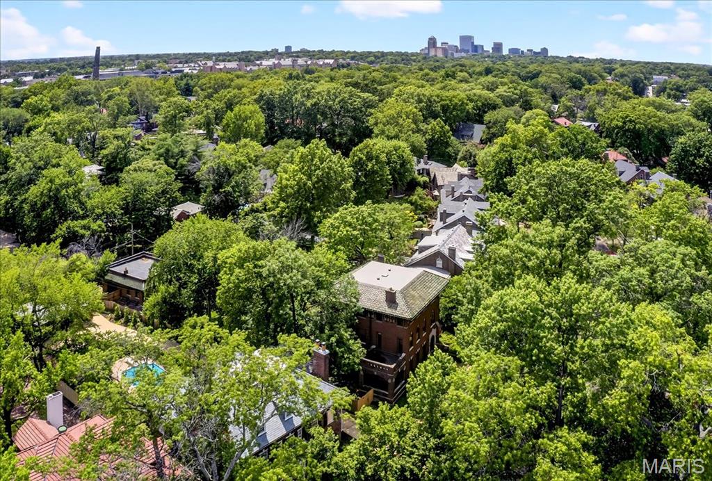 6252 Westminster Place