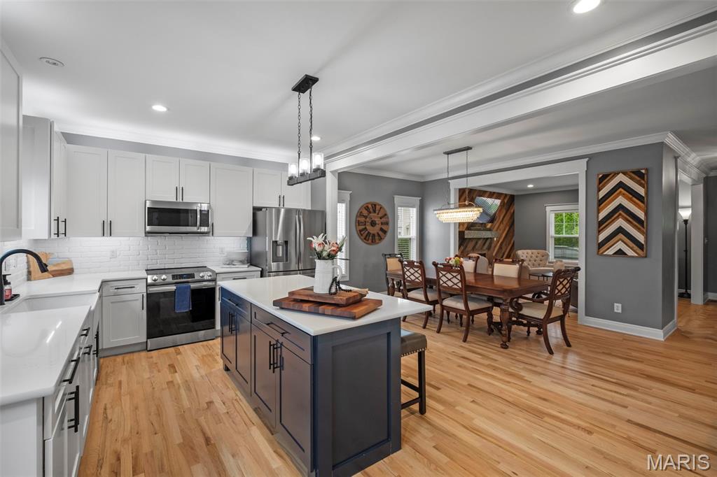 17108 Windsor Crest Boulevard