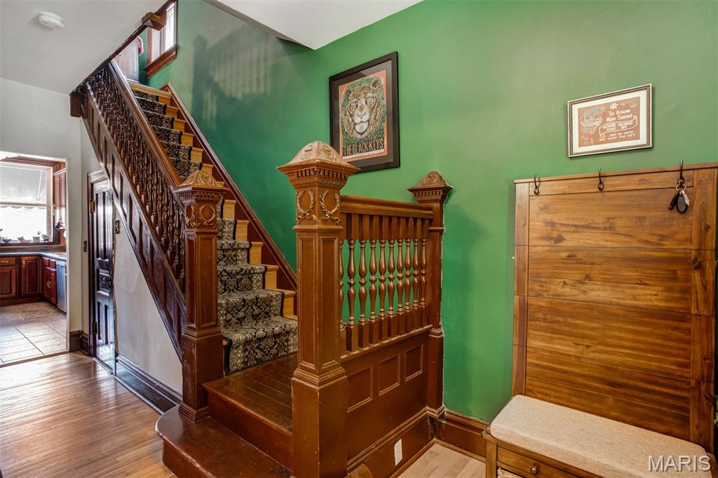 3880 Hartford Street