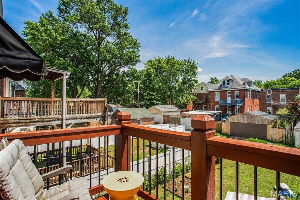 3880 Hartford Street