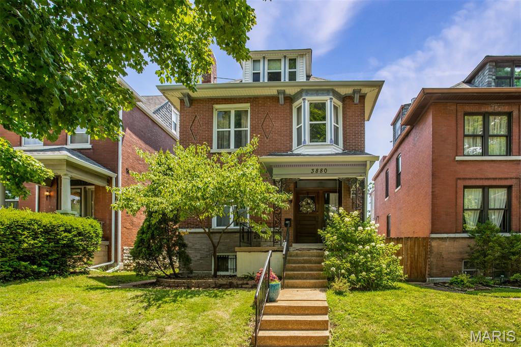 3880 Hartford Street