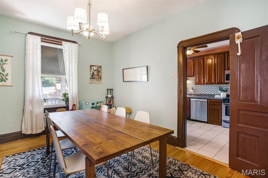 3880 Hartford Street