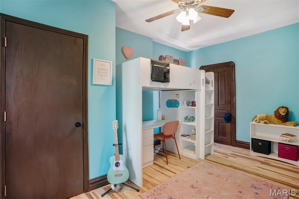 3880 Hartford Street