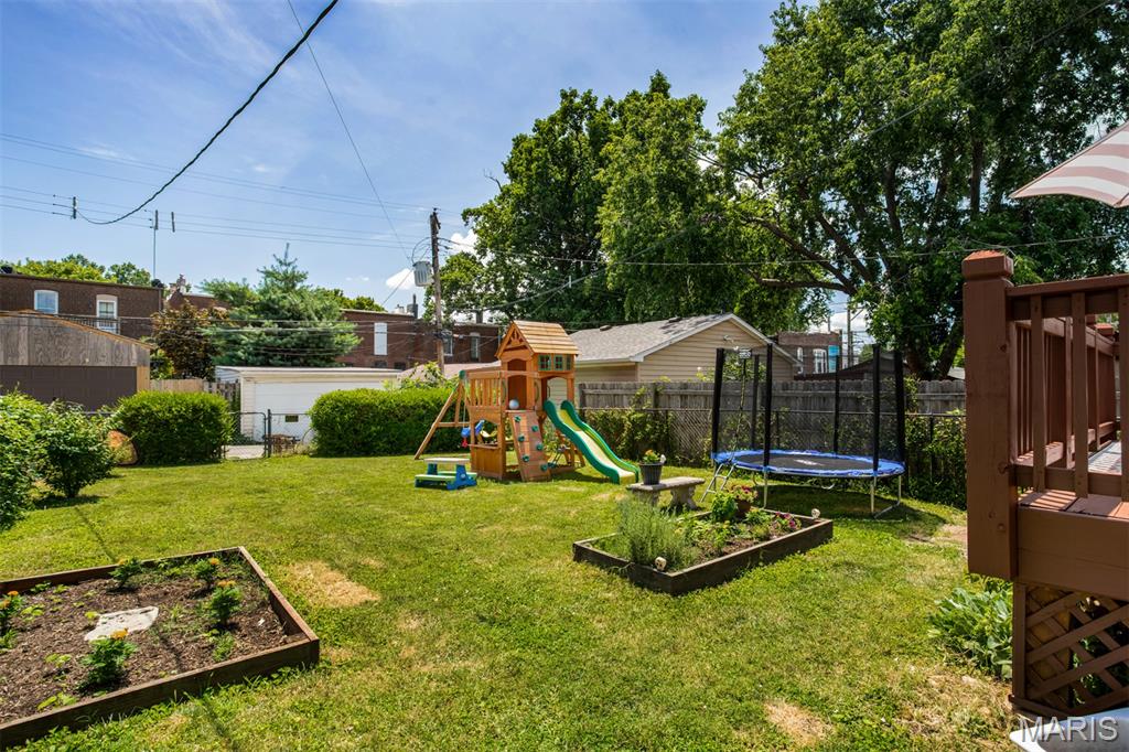 3880 Hartford Street