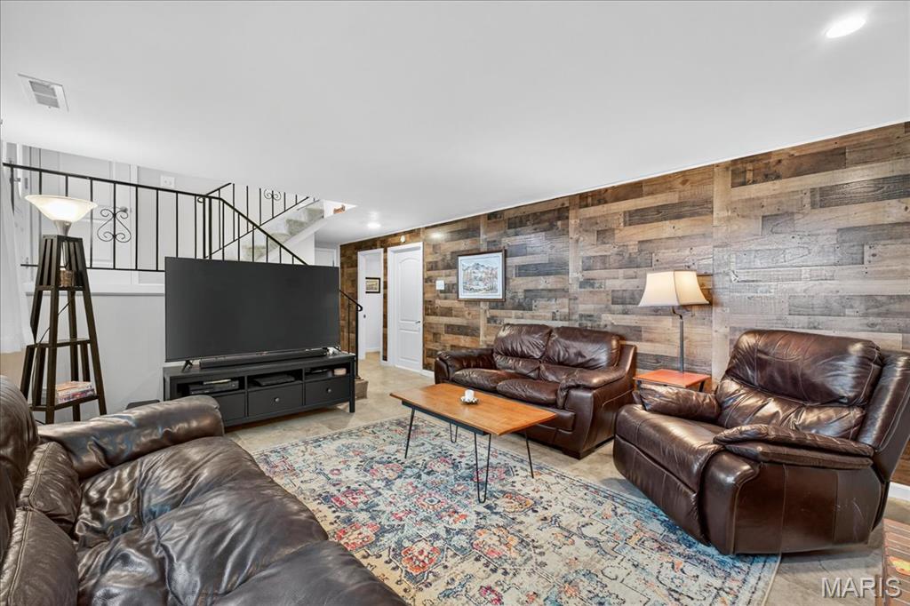 10708 Lisa Marie Court