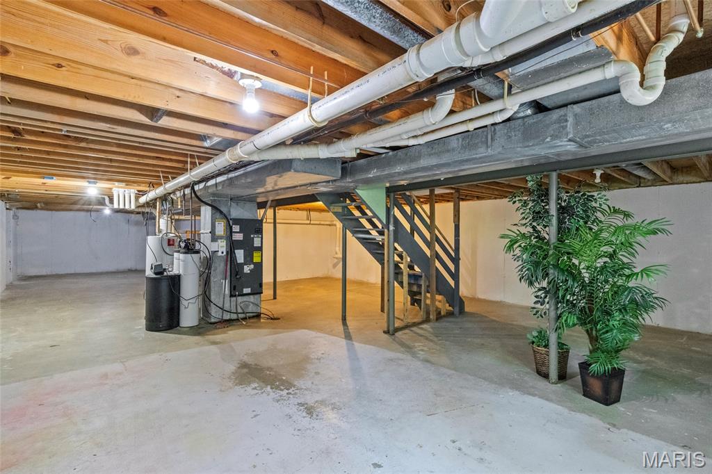 19109 Old Manchester Road