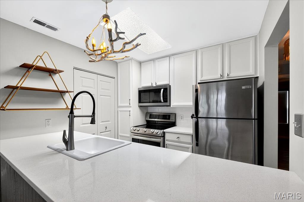 2320 Rutger Street Unit: E