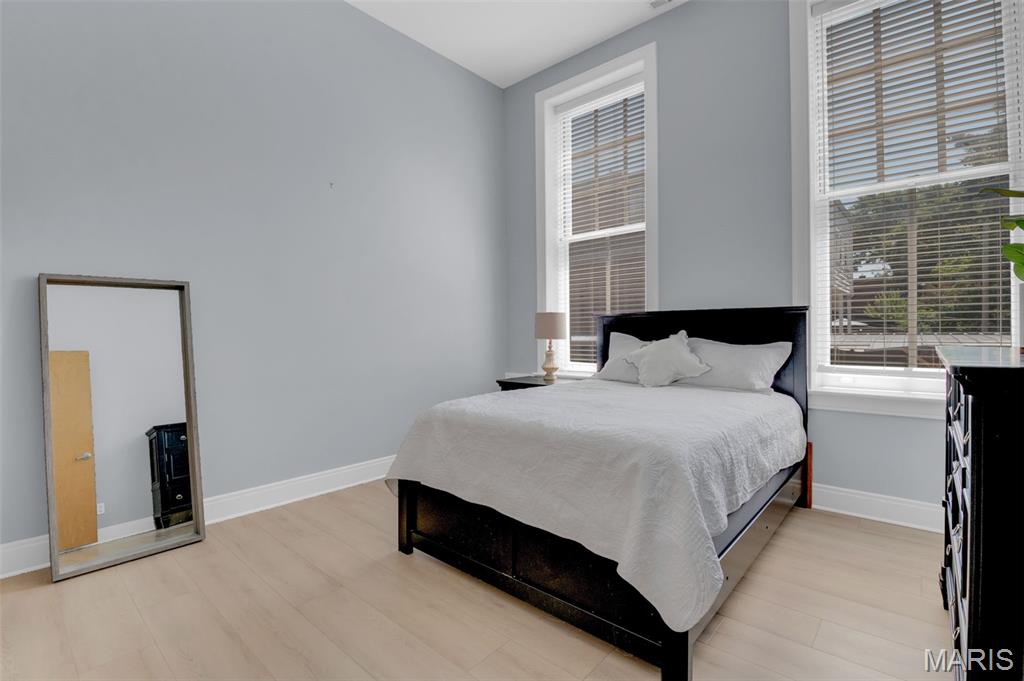 2216 Sidney Street Unit: 6