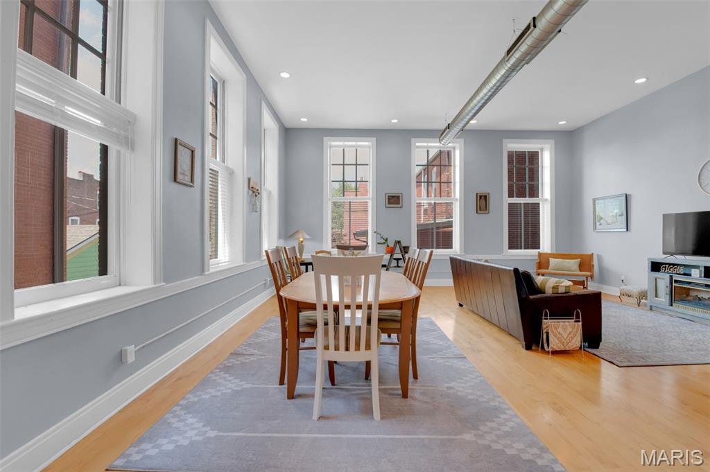 2216 Sidney Street Unit: 6