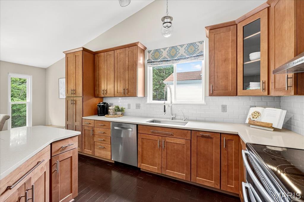 793 Vista Hills Court