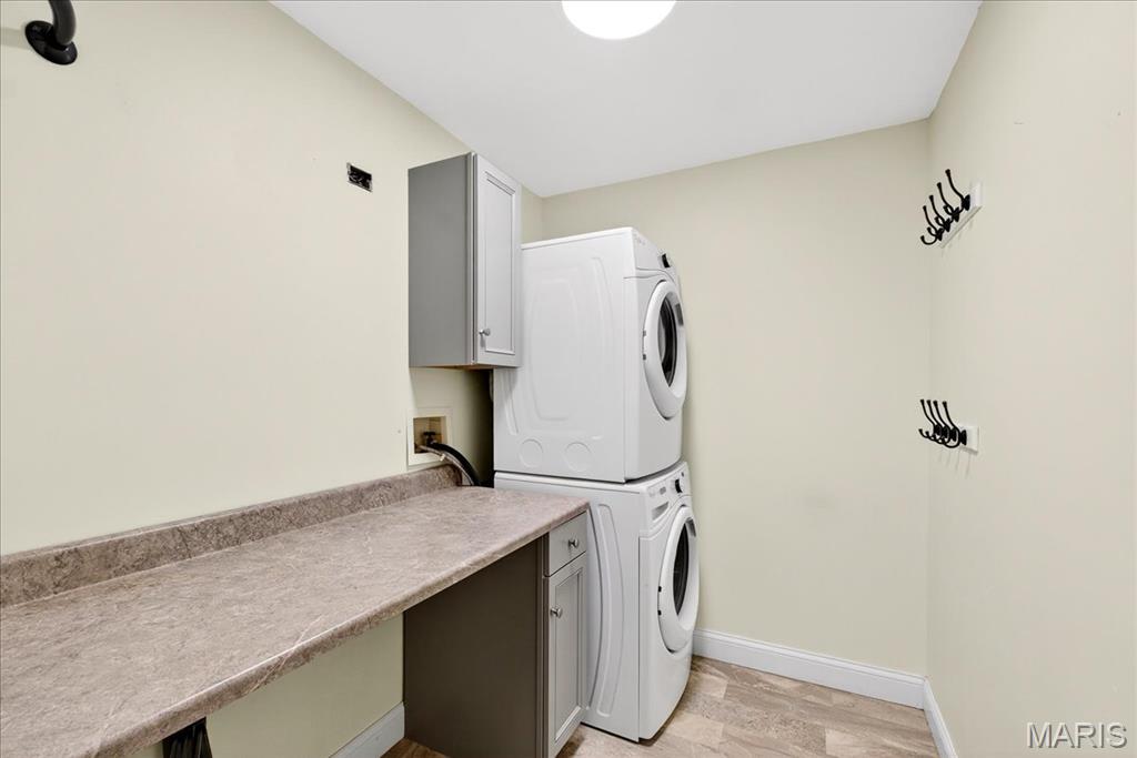 793 Vista Hills Court