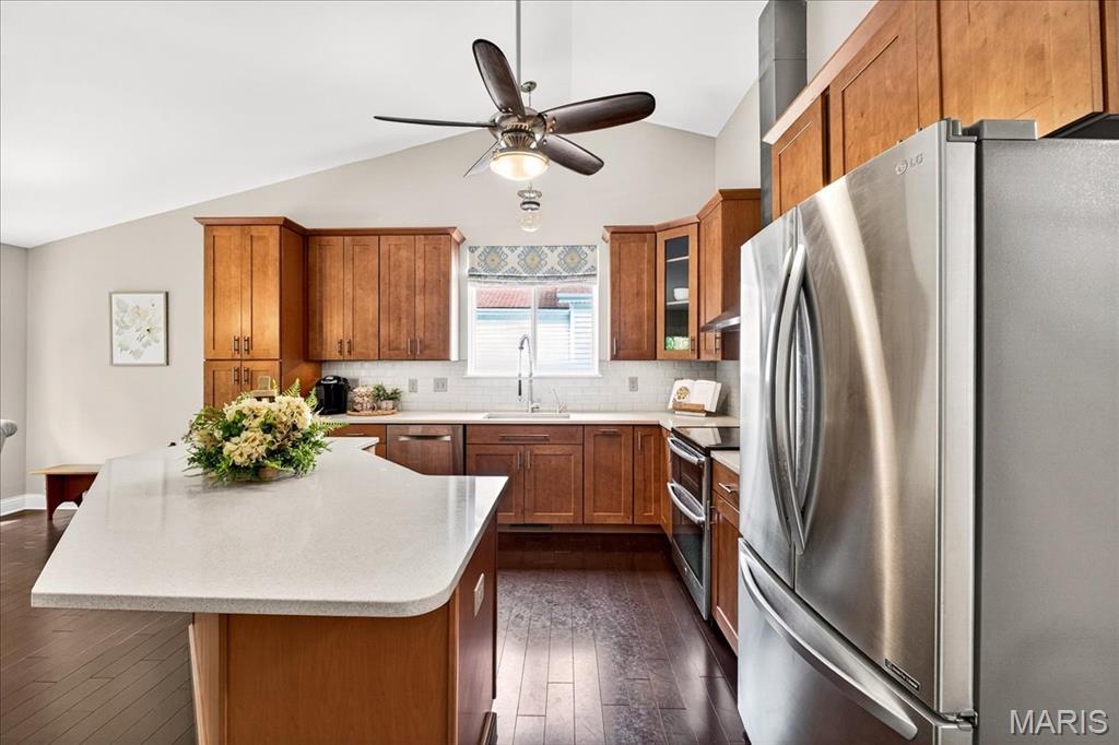 793 Vista Hills Court