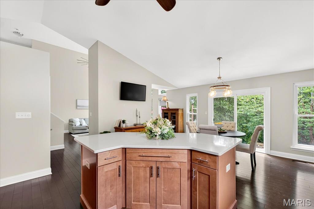 793 Vista Hills Court