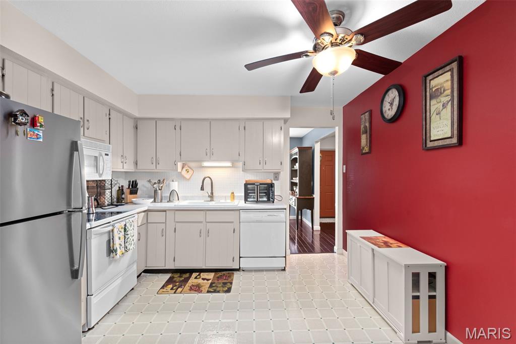 2376 Hiddengarden Court