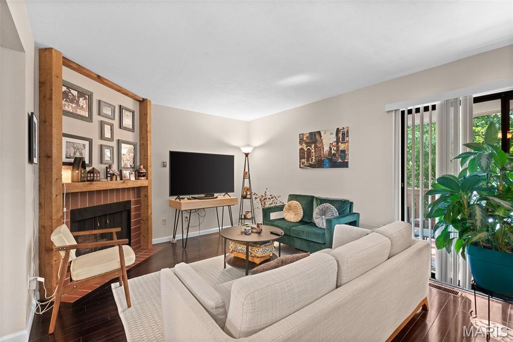 2376 Hiddengarden Court