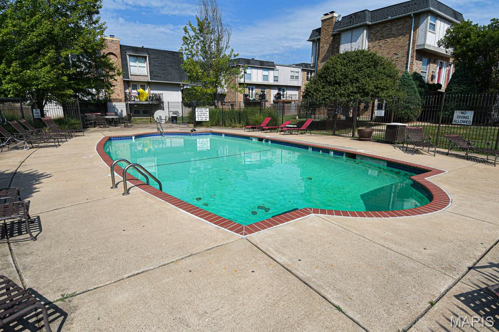 12857 Town And Four Drive Unit: 12857