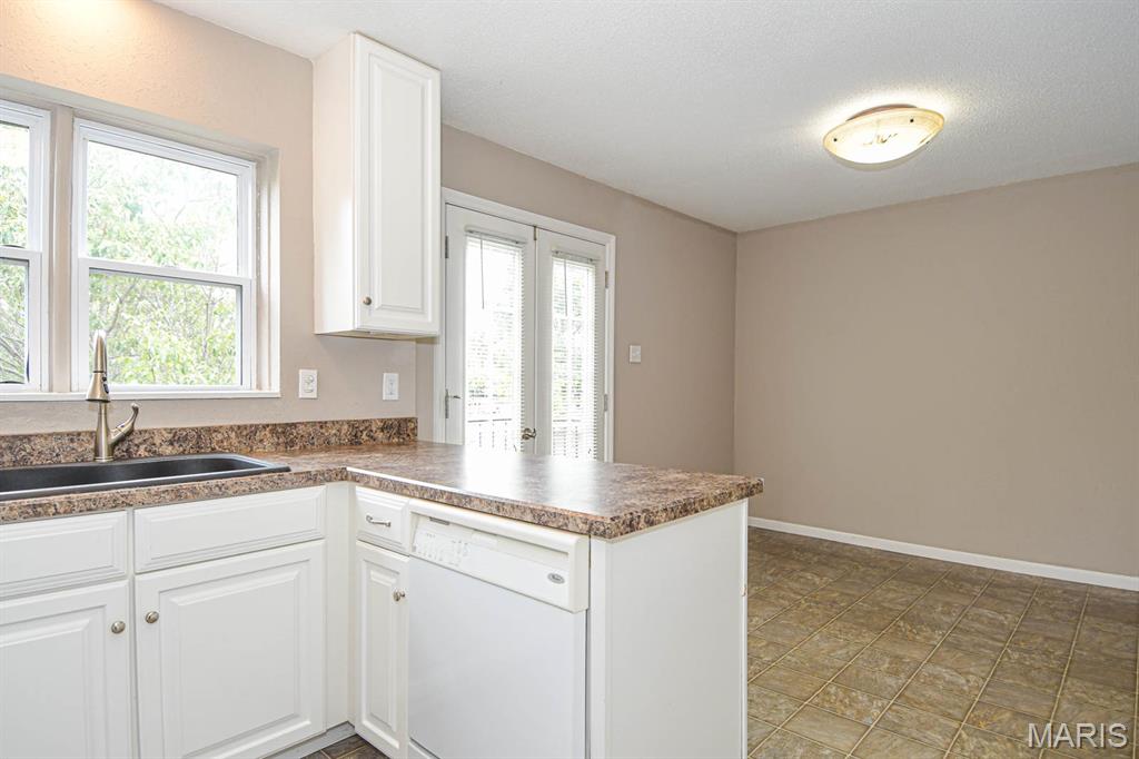 12857 Town And Four Drive Unit: 12857